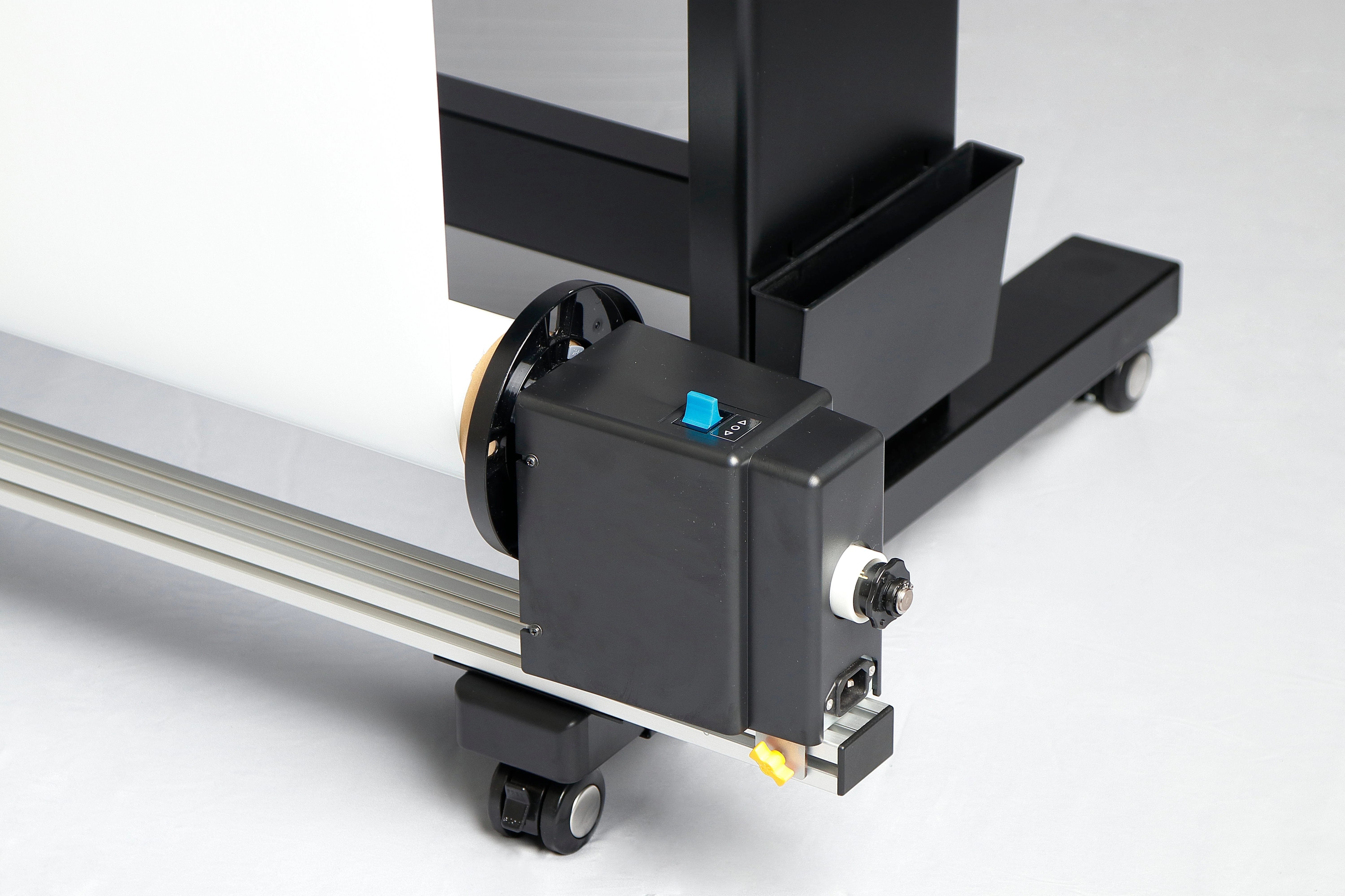Mutoh XPERTJET 1341 SR Pro | 54" Eco-Solvent Printer - Image 4